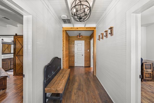1013 Park Prairie Road, Fayetteville, TX 78940