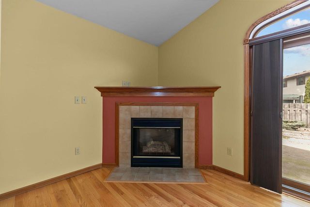 1274 W 18TH AVENUE, Oshkosh, WI 54904