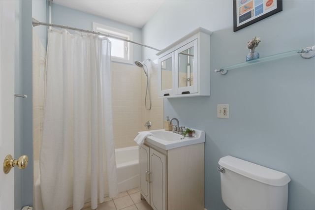 82 Medford Street 3, Malden, MA 02148