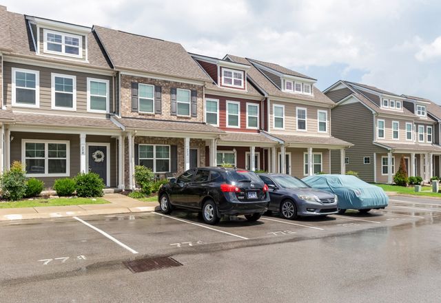 774 Bradburn Village Way, Antioch, TN 37013