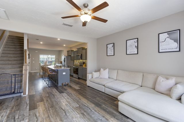 774 Bradburn Village Way, Antioch, TN 37013