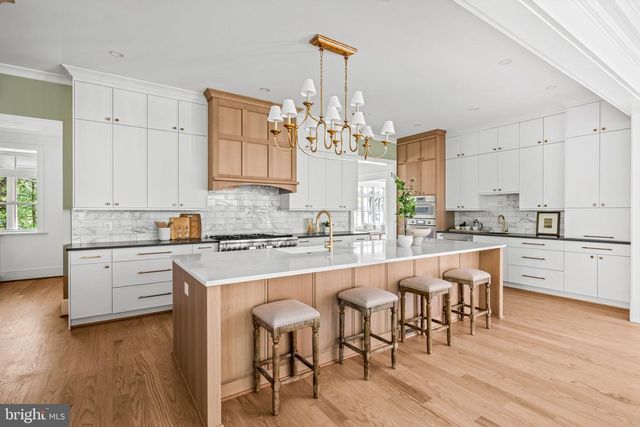 414 RUCKER PLACE, Alexandria, VA 22301