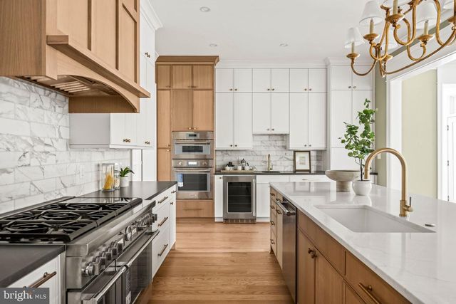 414 RUCKER PLACE, Alexandria, VA 22301