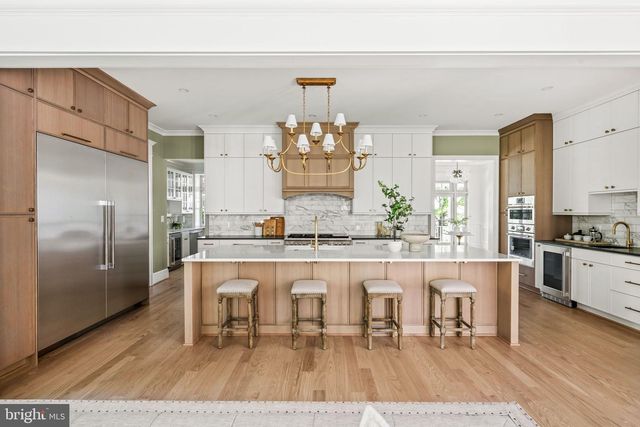 414 RUCKER PLACE, Alexandria, VA 22301