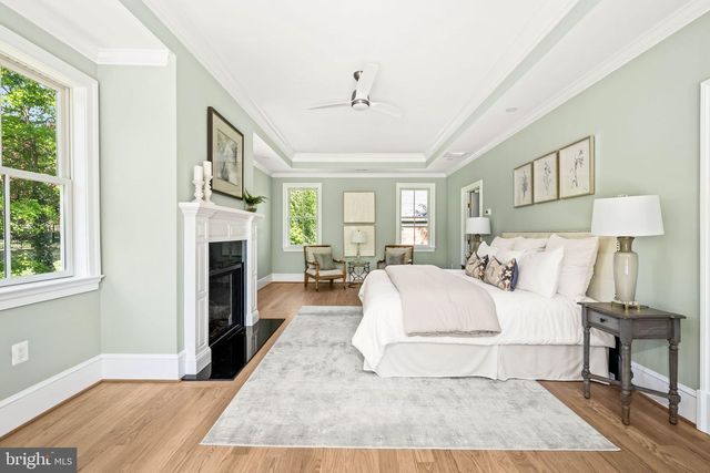 414 RUCKER PLACE, Alexandria, VA 22301