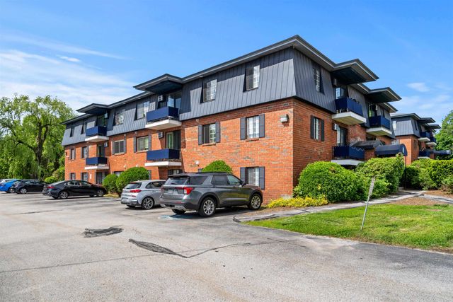 34 Dunbarton Rd Apt 3G, Manchester, NH 03102