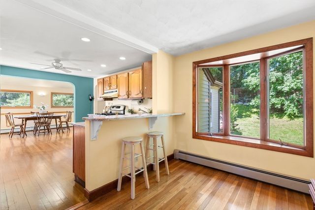 26 Lawrence Ln, Arlington, MA 02474