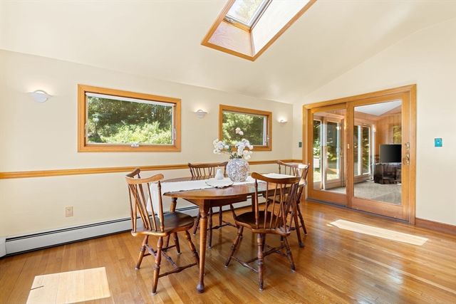 26 Lawrence Ln, Arlington, MA 02474