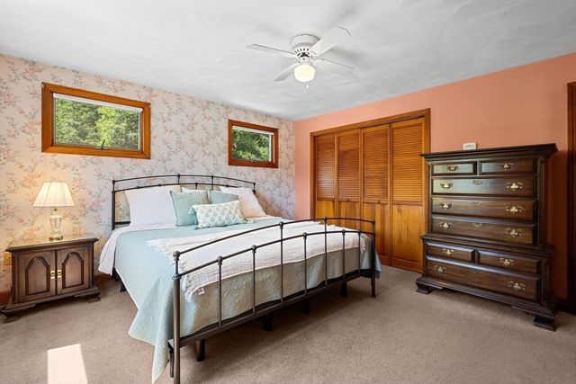 26 Lawrence Ln, Arlington, MA 02474