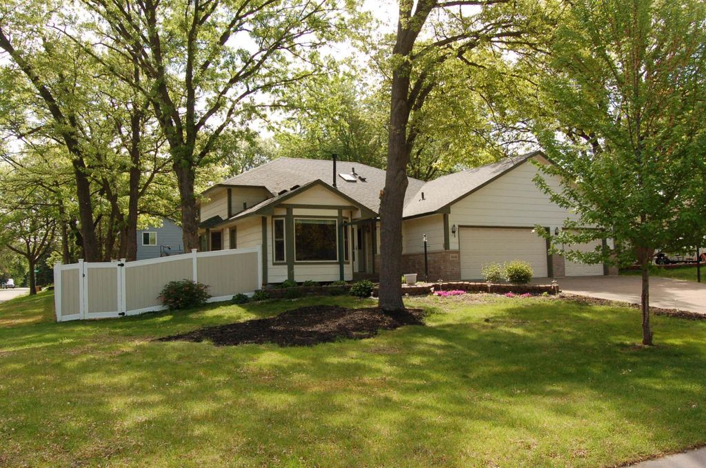 13041 Raven Street NW, Coon Rapids, MN 55448
