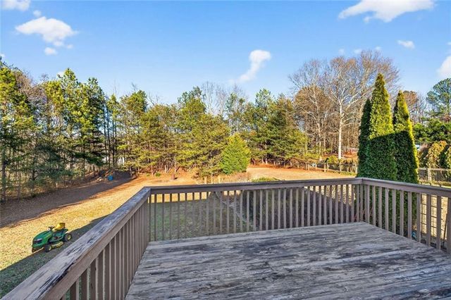 443 Beacon Drive, Maysville, GA 30558