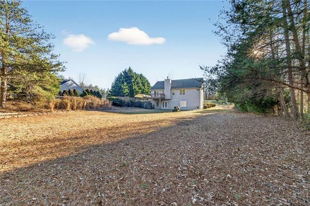 443 Beacon Drive, Maysville, GA 30558