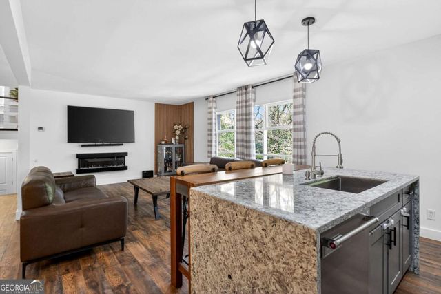 5500 Sherrell Drive, Atlanta, GA 30342