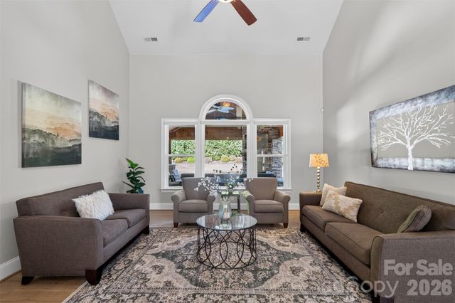 10601 Waxhaw Manor Drive, Waxhaw, NC 28173
