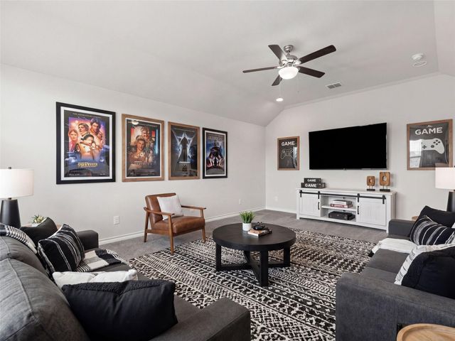 654 Copper TRCE, New Braunfels, TX 78132