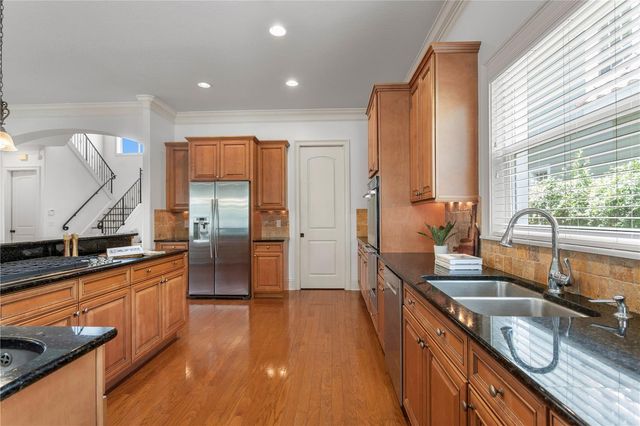 3911 W DALE AVENUE, Tampa, FL 33609