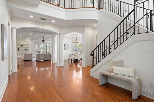 3911 W DALE AVENUE, Tampa, FL 33609