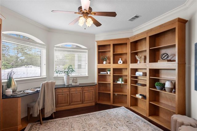 3911 W DALE AVENUE, Tampa, FL 33609