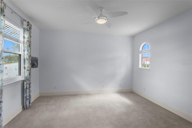 3911 W DALE AVENUE, Tampa, FL 33609