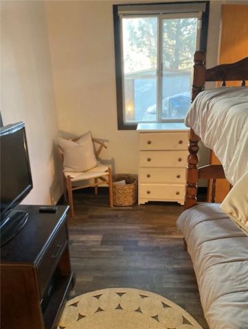 187 Los Angeles Ave, Sugarloaf, CA 92386