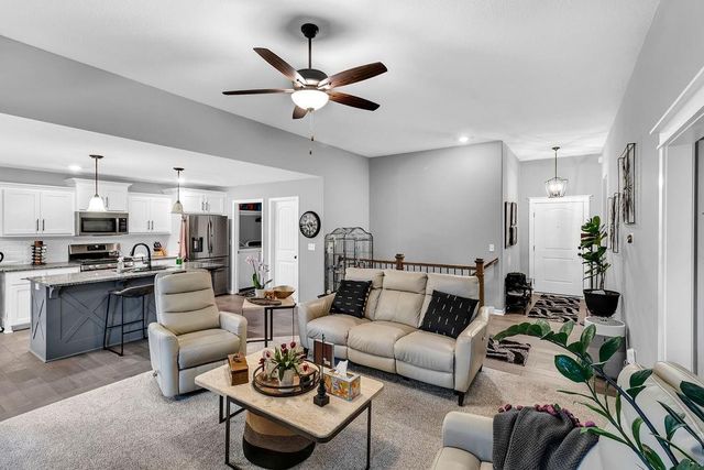 11709 N Windsor Avenue, Kansas City, MO 64157