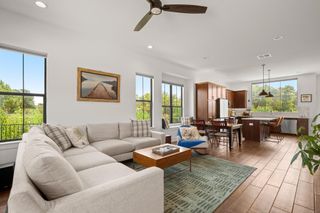 808A E 17th ST, Georgetown, TX 78626