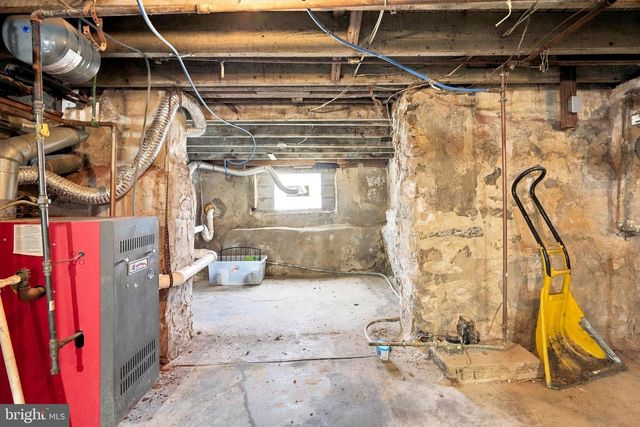 6305 KINGSESSING AVE, Philadelphia, PA 19142