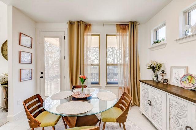 133 Goshen DR, Dripping Springs, TX 78620