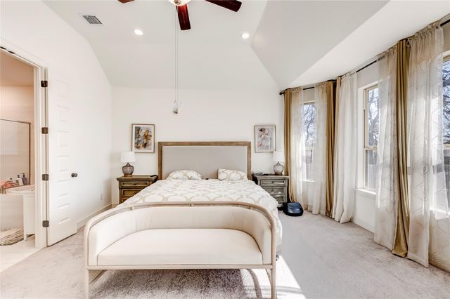 133 Goshen DR, Dripping Springs, TX 78620