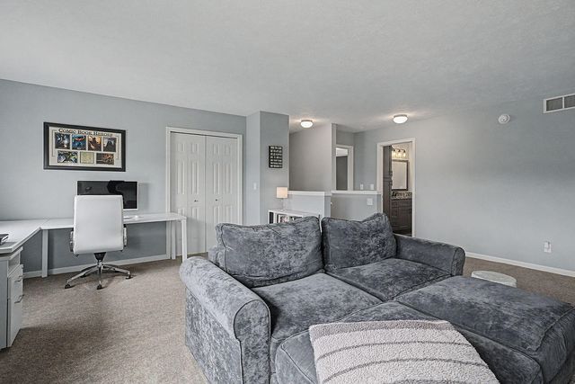 6090 E Alanada Court, Caledonia, MI 49316