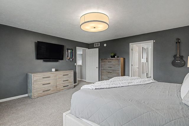 6090 E Alanada Court, Caledonia, MI 49316