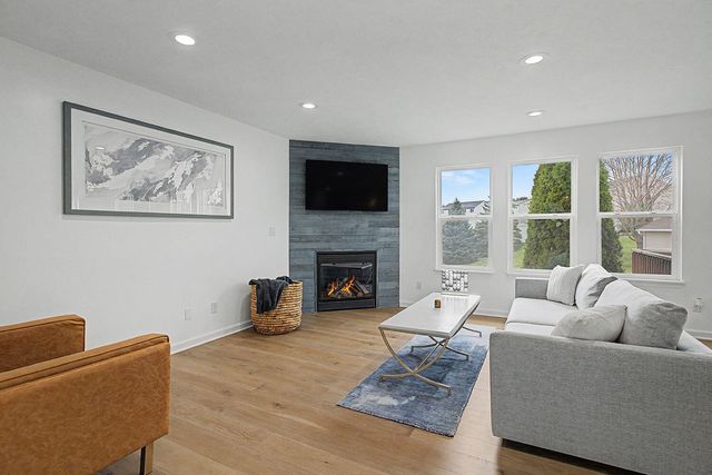 6090 E Alanada Court, Caledonia, MI 49316