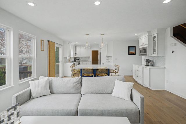 6090 E Alanada Court, Caledonia, MI 49316