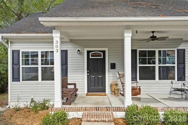 303 S Mountain Street, Cherryville, NC 28021