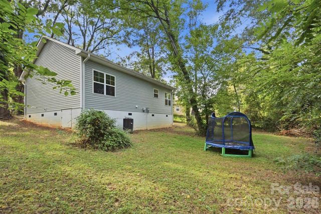 303 S Mountain Street, Cherryville, NC 28021