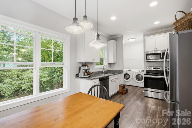 303 S Mountain Street, Cherryville, NC 28021