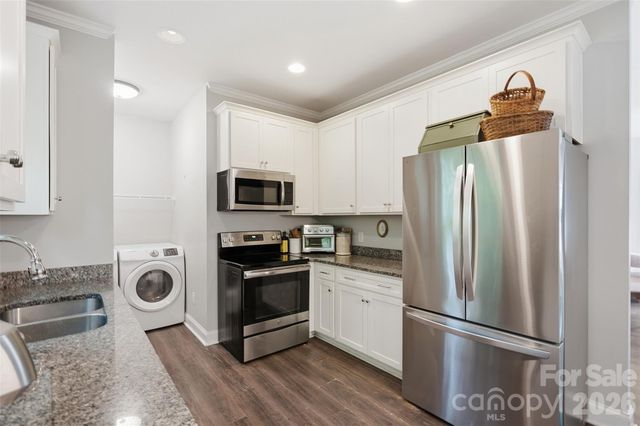 303 S Mountain Street, Cherryville, NC 28021