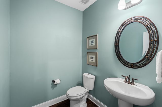 120 Benjamin Ln, Hendersonville, TN 37075