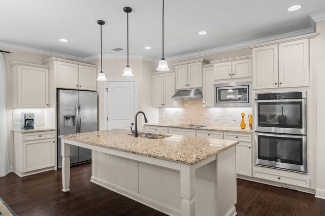 120 Benjamin Ln, Hendersonville, TN 37075