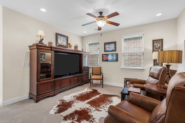 120 Benjamin Ln, Hendersonville, TN 37075