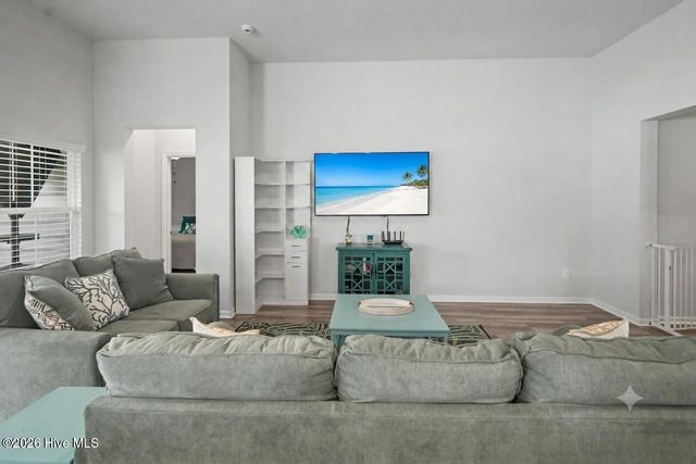 9056 Island Shore Avenue, Calabash, NC 28467