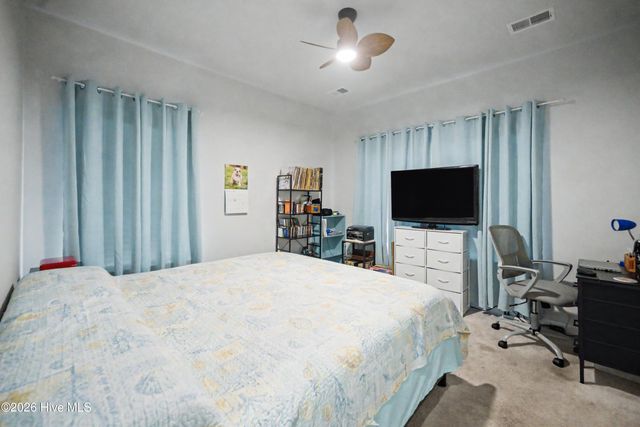 9056 Island Shore Avenue, Calabash, NC 28467