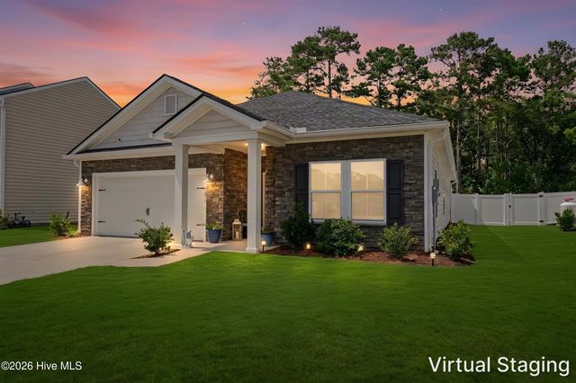 9056 Island Shore Avenue, Calabash, NC 28467