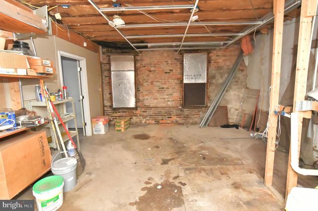 214 N COLLEGE ST, Martinsburg, WV 25401
