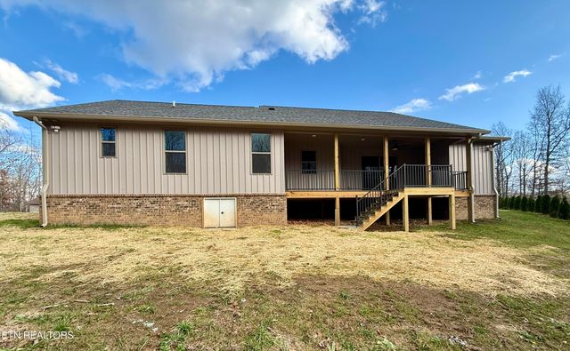 1084 Cumberland View Drive, Crossville, TN 38571