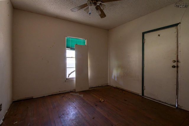 1429 25TH STREET, Wichita Falls, TX 76301