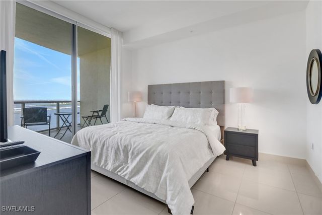 3000 Oasis Grand BLVD MPH6, Fort Myers, FL 33916