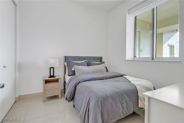 3000 Oasis Grand BLVD MPH6, Fort Myers, FL 33916