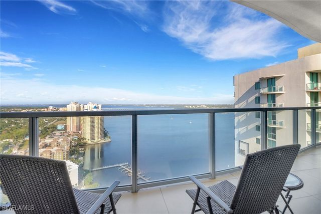 3000 Oasis Grand BLVD MPH6, Fort Myers, FL 33916