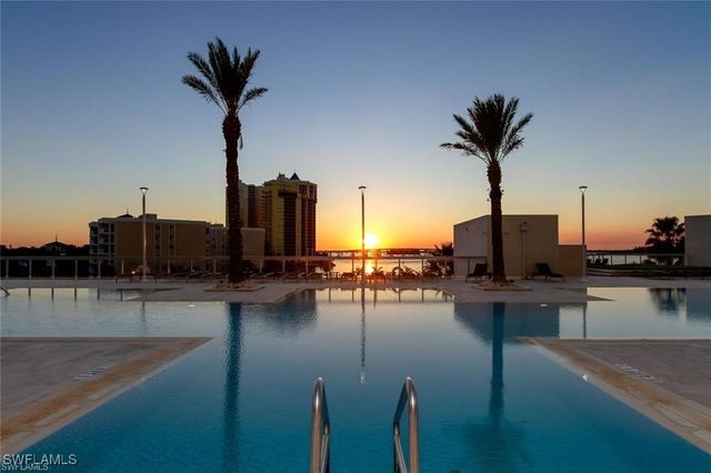 3000 Oasis Grand BLVD MPH6, Fort Myers, FL 33916